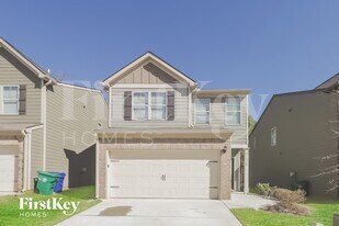 5768 Woodside Crossing in Stonecrest, GA - Building Photo