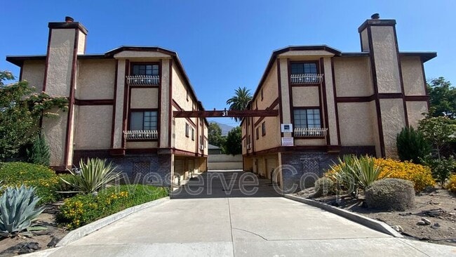 property at 31 E Colorado Blvd