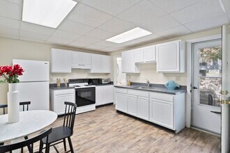 190 Common St, Unit 2 in Quincy, MA - Building Photo - Building Photo