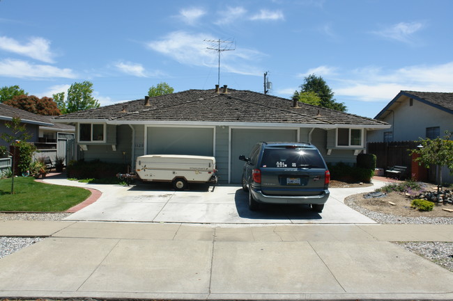 1120-1122 Nottingham Pl in San Jose, CA - Building Photo - Building Photo