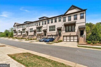 1126 Provence Ln in Decatur, GA - Building Photo - Building Photo