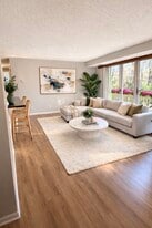 32 Sequoia Ct, Unit Sequoia  Court in Marlton, NJ - Building Photo