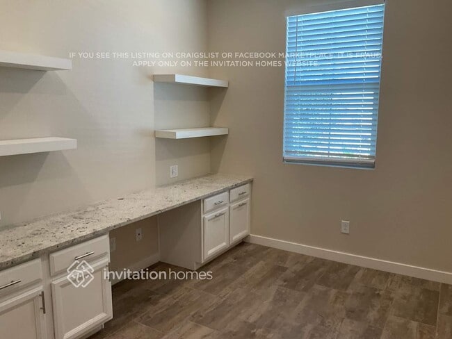 2351 W Jessica Ln in Phoenix, AZ - Building Photo - Building Photo