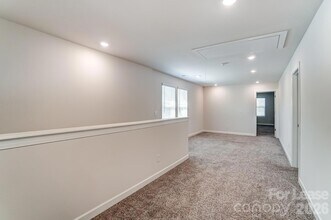 3026 Lisburn St in Mint Hill, NC - Foto de edificio - Building Photo