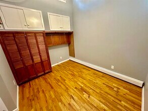 556 1st St in Hoboken, NJ - Building Photo - Building Photo