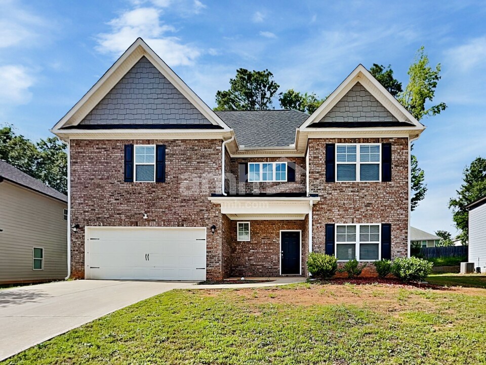 423 Pearson Cir in Hampton, GA - Building Photo