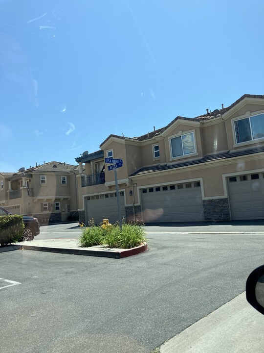 19142 Alexa Ln, Unit 27 in Huntington Beach, CA - Building Photo