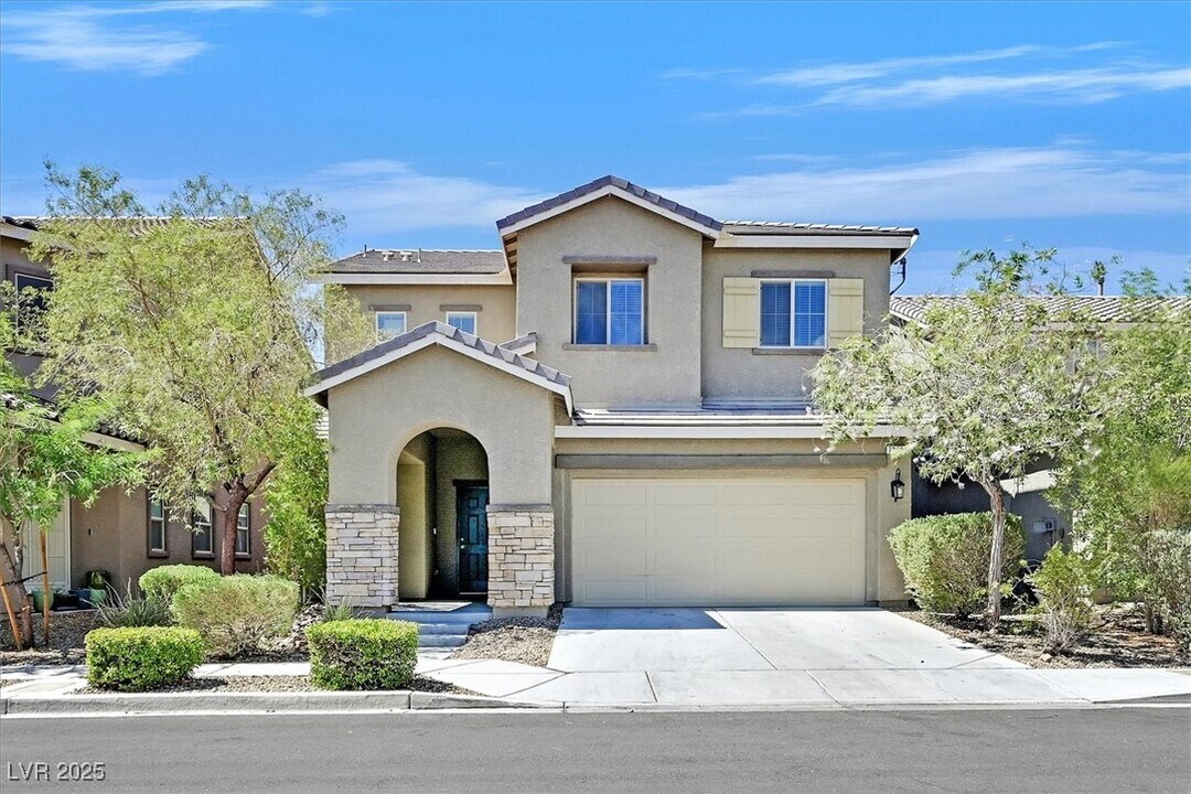 7859 Saber Tooth St in Las Vegas, NV - Building Photo