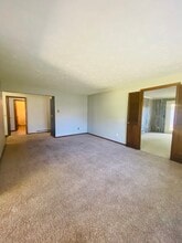 5253 Frank Ave NW, Unit 5253 in North Canton, OH - Building Photo - Building Photo