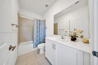 2699 SE 19th St in Homestead, FL - Foto de edificio - Building Photo