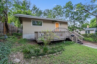 2116 Glendale Pl in Austin, TX - Building Photo - Building Photo