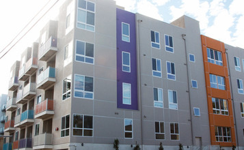 Fair Court Apartments in North Hollywood, CA - Building Photo - Building Photo