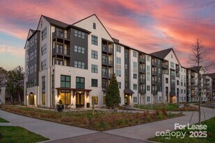 14011 Bespoke Rd, Unit B4 in Charlotte, NC - Building Photo