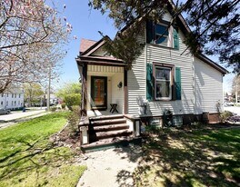 502 Chestnut St in Waukegan, IL - Building Photo