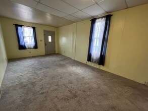 158 5th St in Silvis, IL - Building Photo - Building Photo