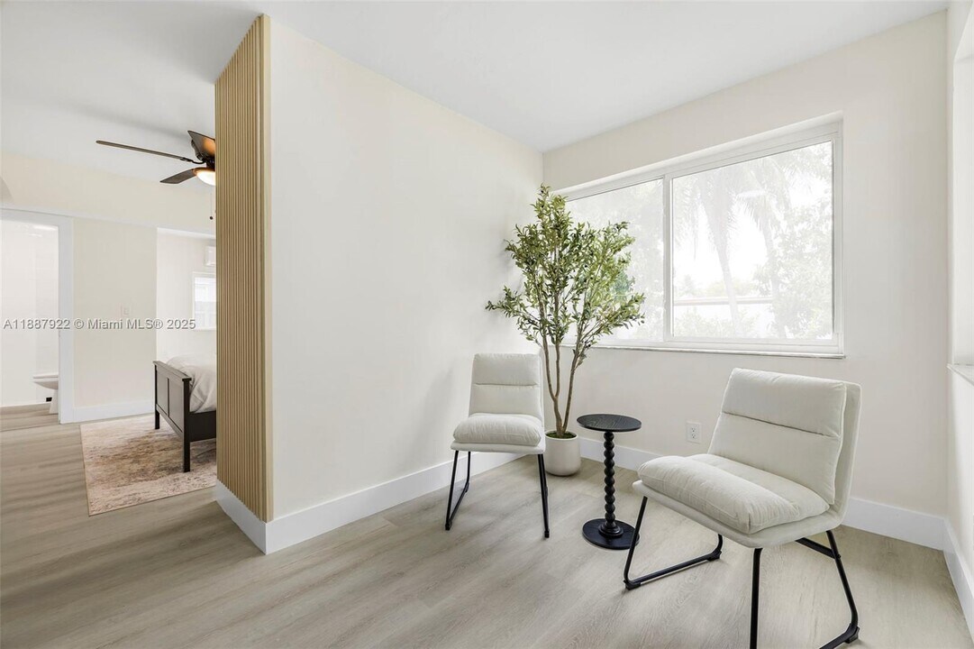 1232 NW 32nd Pl in Miami, FL - Building Photo