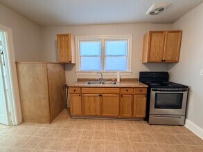 104 Sycamore St in South Hill, VA - Building Photo - Building Photo