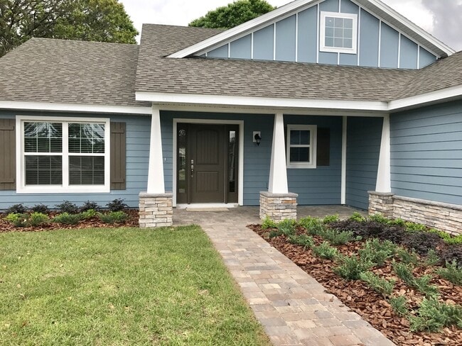 3071 Drema Dr in St. Cloud, FL - Building Photo - Building Photo