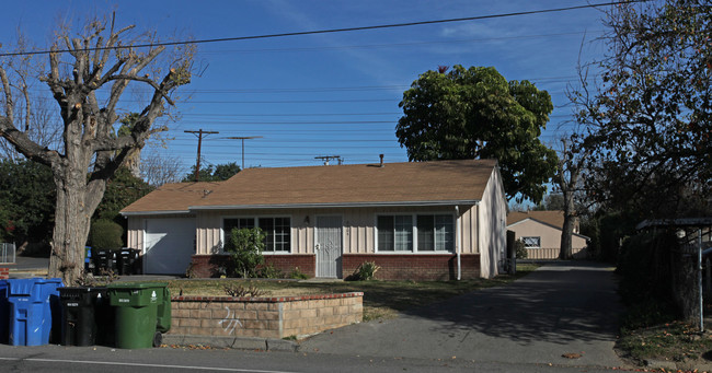 9000 Wilbur Ave in Northridge, CA - Building Photo - Building Photo