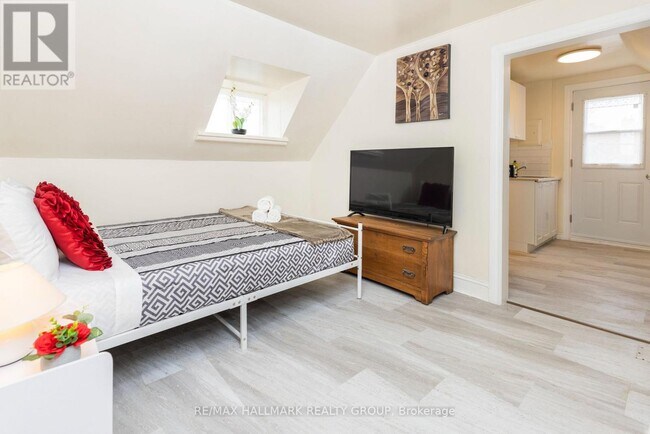 456 Bronson Ave in Ottawa, ON - Building Photo - Building Photo