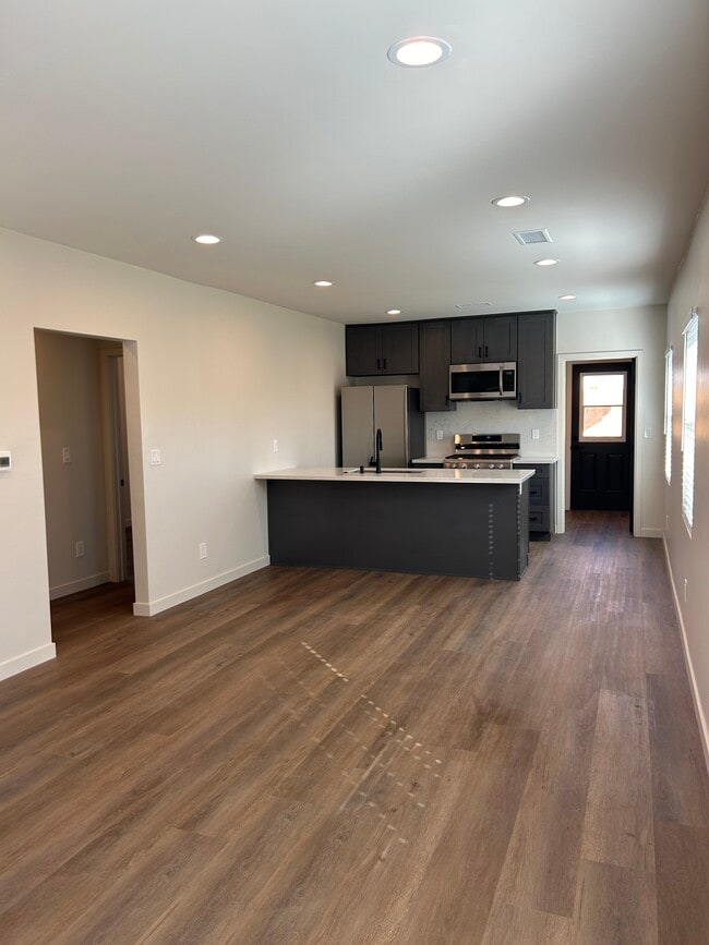 15472 Olde Hwy 80 in El Cajon, CA - Building Photo - Building Photo