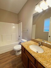 927 E Loren St in Springfield, MO - Building Photo - Building Photo