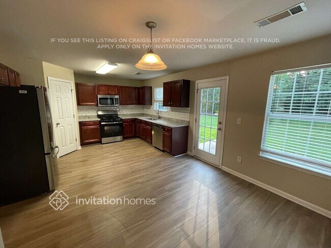 4186 Defoors Farm Dr in Powder Springs, GA - Building Photo - Building Photo