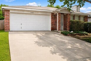 5808 Matt St in Fort Worth, TX - Building Photo