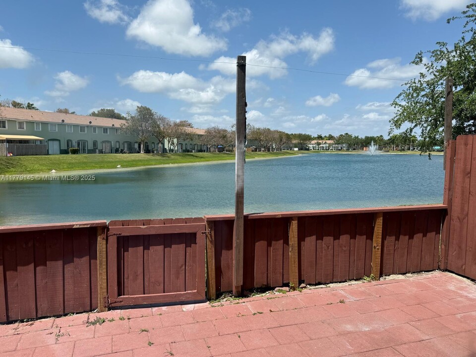 2820 SE 16th Ave in Homestead, FL - Building Photo