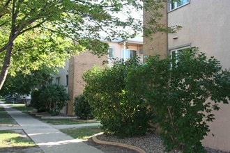 612 N 4th St in Mankato, MN - Foto de edificio - Building Photo