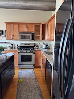 1001 W Madison St, Unit 610 in Chicago, IL - Foto de edificio - Building Photo