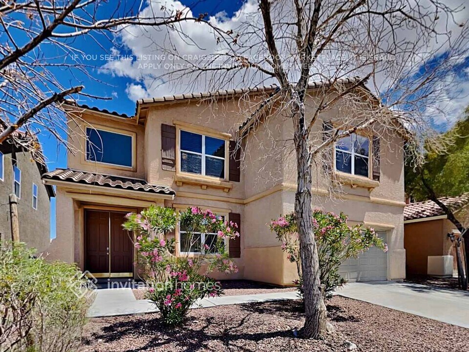 6230 Ruby Kinglet St in Las Vegas, NV - Building Photo