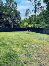 417 Broadmoor St in Lehigh Acres, FL - Building Photo - Building Photo