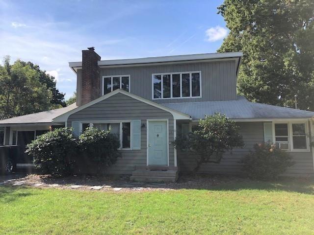 property at 15 Evelyn Dr