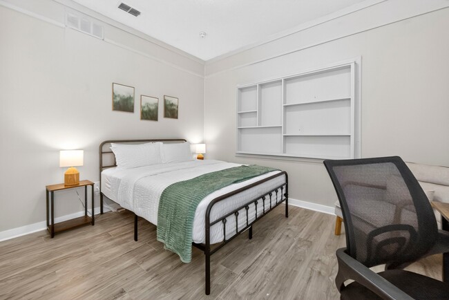 property at 2724 Hubbard St