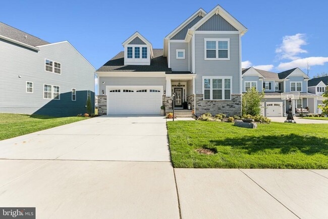 14905 Heather Bloom Dr in Dale City, VA - Building Photo - Building Photo