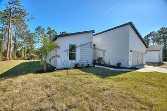 1220 Papillon St in North Port, FL - Building Photo - Building Photo