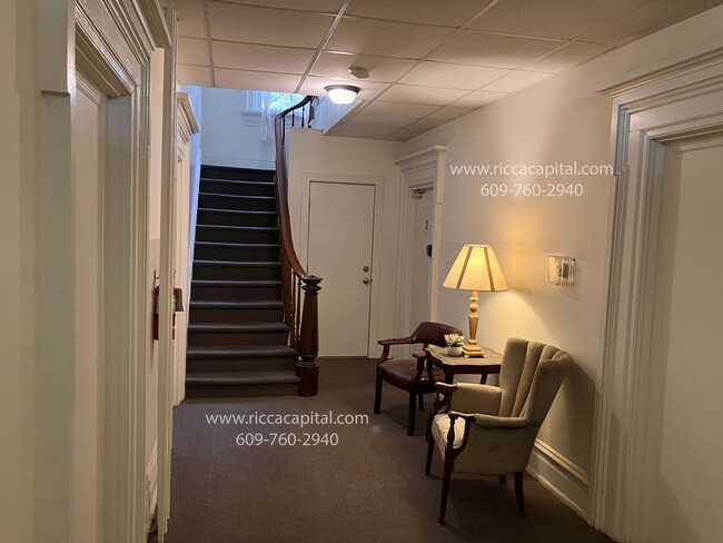 186 Tansboro Rd in Berlin, NJ - Foto de edificio - Building Photo