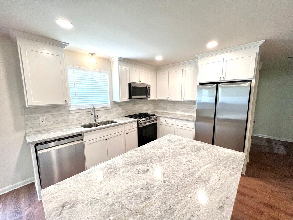 4336 S Maiden Dr in Baton Rouge, LA - Building Photo