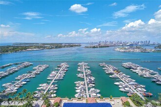 90 Alton Rd, Unit 2604 in Miami Beach, FL - Foto de edificio - Building Photo