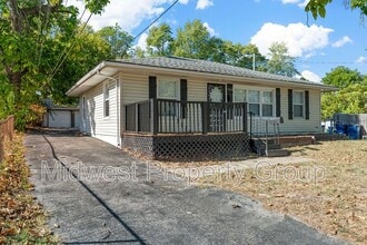 3661 High Dr in St. Ann, MO - Building Photo - Building Photo