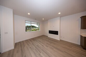 18413 NE 43rd Pl in Vancouver, WA - Building Photo - Building Photo