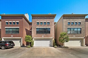 650 Westcross St in Houston, TX - Building Photo