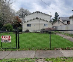 776 Cottage St NE, Unit 776 in Salem, OR - Building Photo