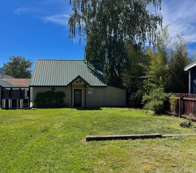 property at 165 Mc Fadden Dr