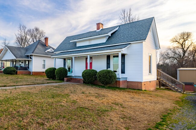 1511 Ash St in Albemarle, NC - Building Photo - Building Photo