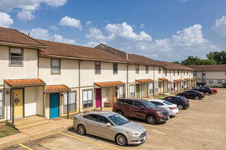 The Californian of Nacogdoches in Nacogdoches, TX - Foto de edificio - Building Photo