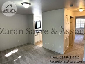 33009-33011 22nd Pl S in Federal Way, WA - Building Photo - Building Photo
