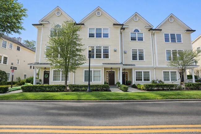 property at 11 Station Pl