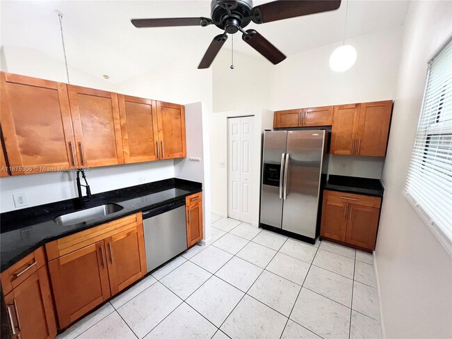 210 Maddy Ln